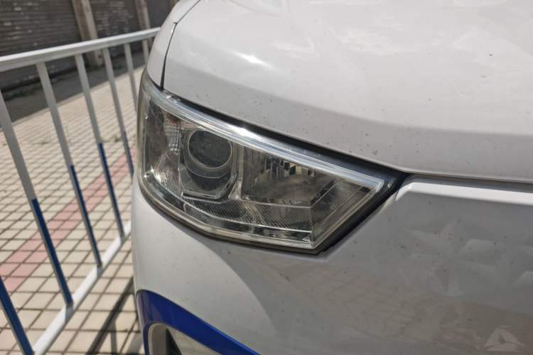 Used JAC Group Blue Cat 2024 M1 Guoxuan Hi-Tech 38.7 kWh Elite Edition Right Front Headlight