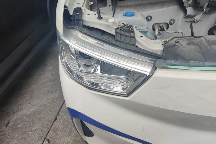 Used JAC Group Blue Cat 2024 M1 Guoxuan Hi-Tech 38.7 kWh Flagship Edition Right Front Headlight