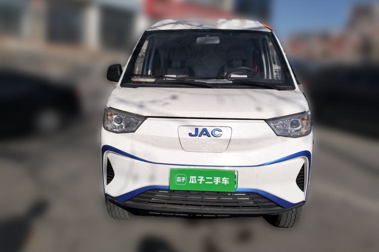 Used JAC Group Blue Cat 2025 Chongqing Innovision 50.38kWh Passenger Version 6 Seats Front