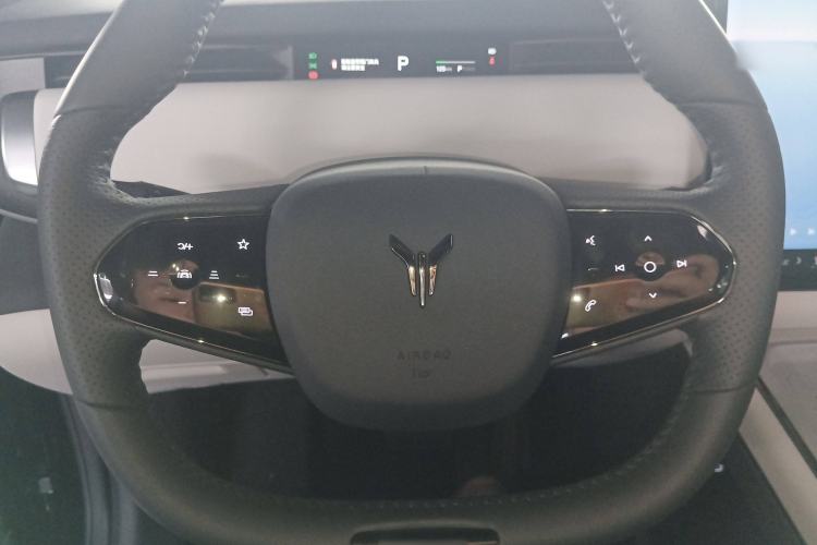 Used JAC Group COURAGE 2024 Long-Range Supercharge Edition Steering Wheel