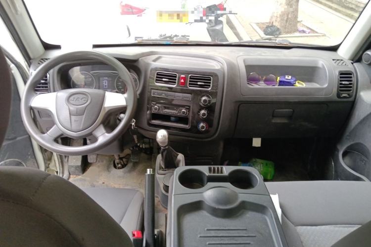 Used JAC Group EX6  Center Console