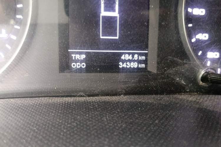 Used JAC Group EX6  Odometer Close Up