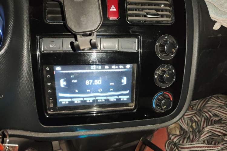 Used JAC Group EX6 2023 i3 New Energy No.1 Cargo Vehicle Audio And AC Panel