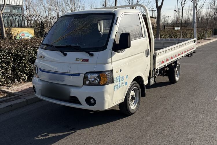 Used JAC Group EX6 2023 i3 New Energy No.1 Cargo Vehicle Exterior 7