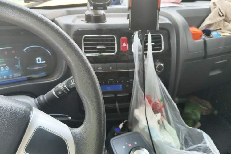 Used JAC Group EX6 2024 64 kWh Van Audio And AC Panel