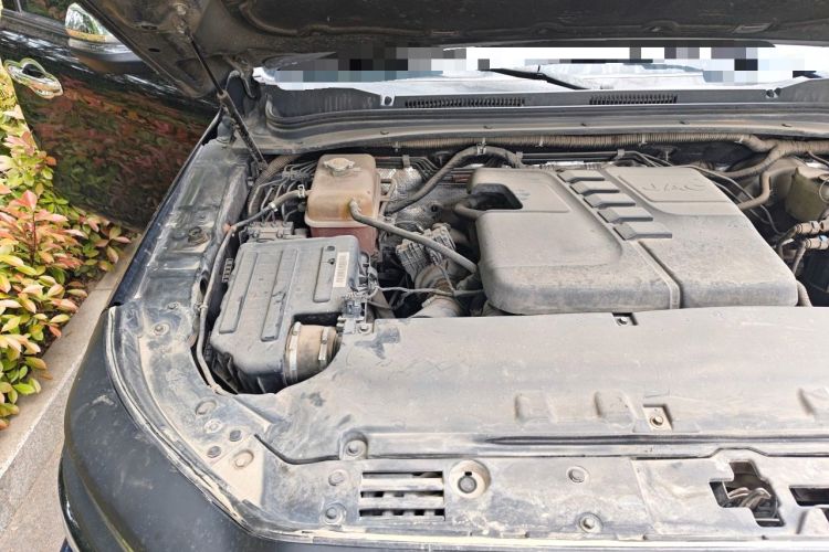 Used JAC Group Hantoo 2021 2.5T Commercial Version Manual Diesel Two-Wheel Drive Elite Plus – Big Double Cabin JE4D25Q6B Engine Bay Right