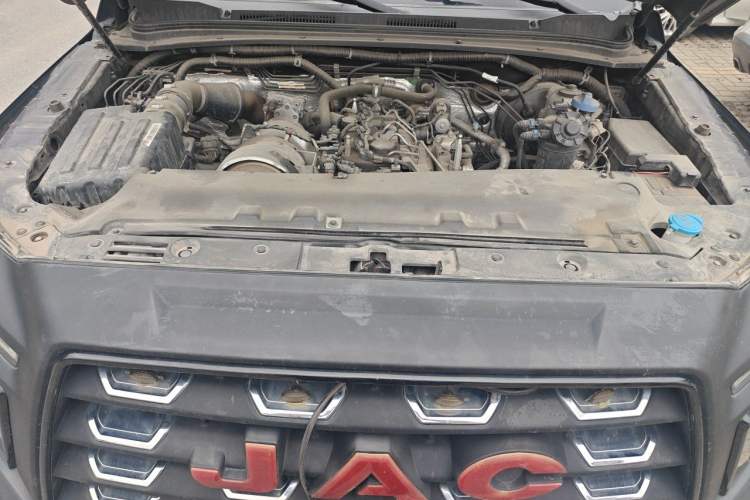 Used JAC Group Hantoo 2021 2.0T Commercial Version Manual Diesel 4x4 Elite Trim with Dual HFC4DB2-2E Engine Bay