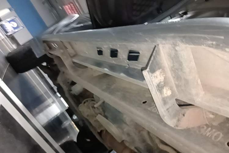 Used JAC Group Hantoo 2021 2.0T Commercial Version Manual Diesel 4x4 Elite Large Double Cabin HFC4DB2-2E Left Side Sill