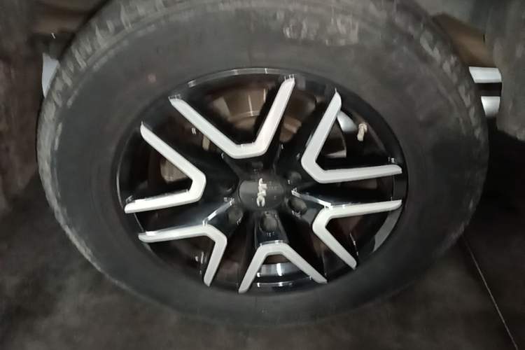 Used JAC Group Hantoo 2021 2.0T Commercial Version Manual Diesel 4x4 Elite Large Double Cabin HFC4DB2-2E Right Rear Wheel Hub