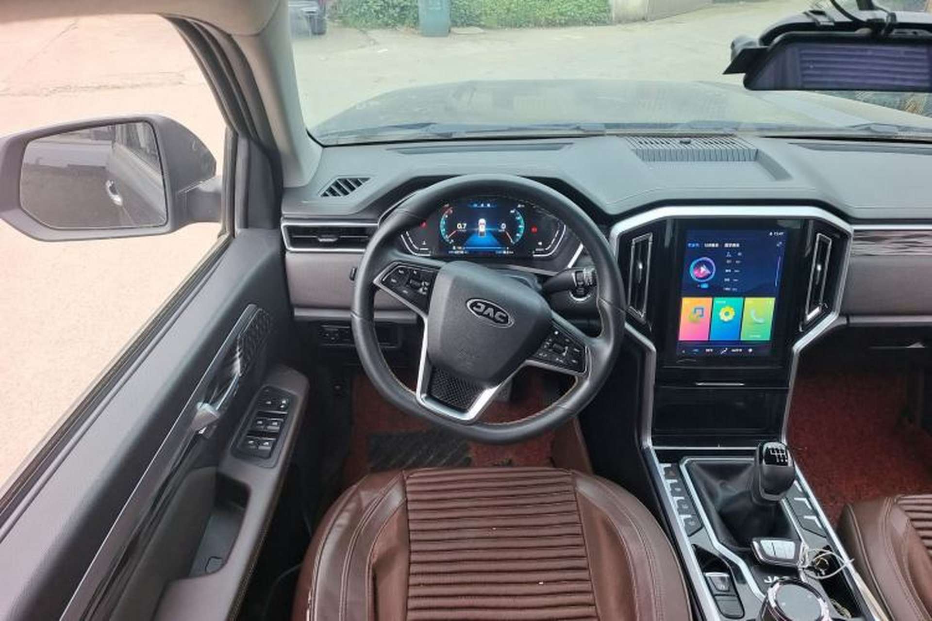 Used JAC Group Hantoo 2021 2.0T Commercial Version Manual Diesel Two-Wheel Drive Elite Trim with Dual HFC4DB2-2E Steering Wheel