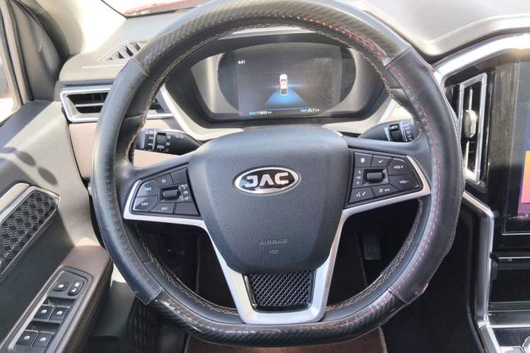 Used JAC Group Hantoo 2021 2.0T Commercial Version Manual Diesel Two-Wheel Drive Elite Trim with Dual HFC4DB2-2E Steering Wheel