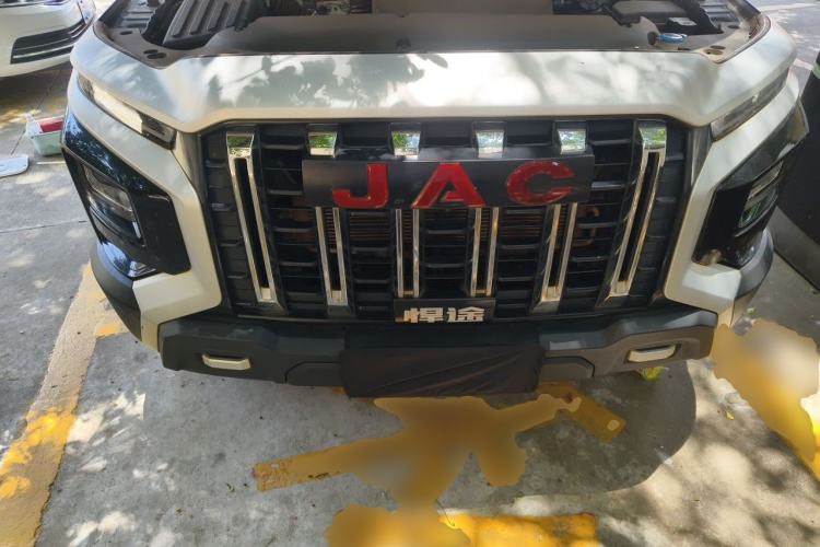 Used JAC Group Hantoo 2023 2.0T Automatic Diesel Two-Wheel Drive Elite Plus Double Cab Engine Bay