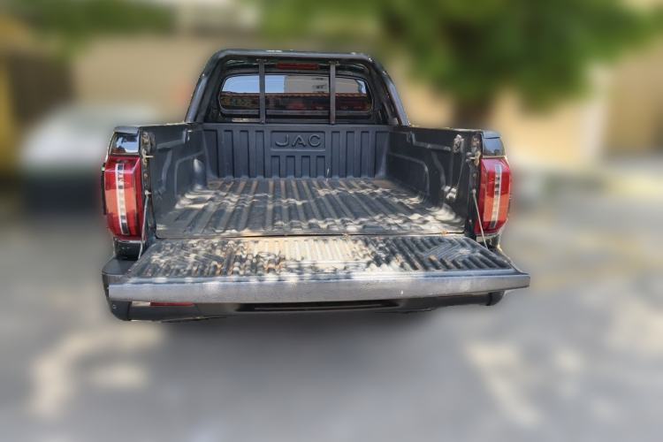 Used JAC Group Hantoo 2023 2.0T Automatic Diesel Two-Wheel Drive Elite Plus Double Cab Trunk