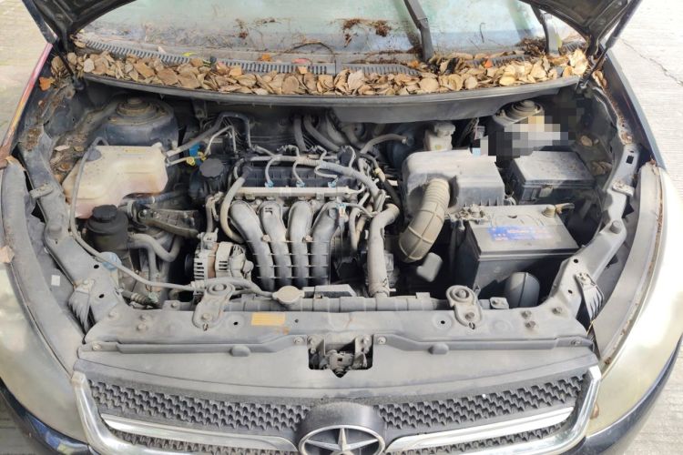 Used JAC Group Heyue 2012 1.5L Manual Luxury Version Engine Bay