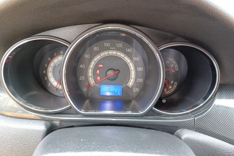Used JAC Group Heyue 2012 1.5L Manual Luxury Version Instrument Cluster