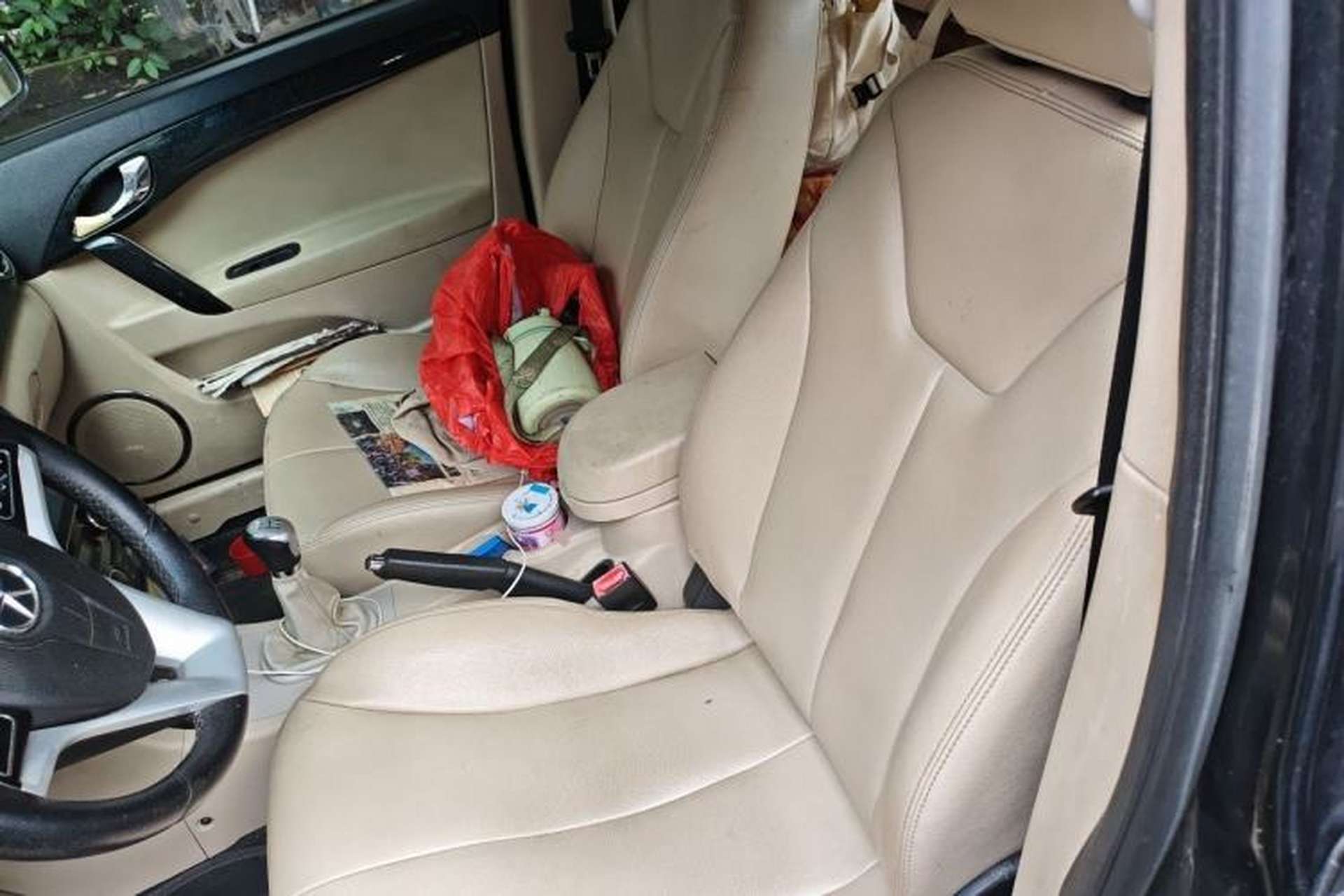 Used JAC Group Heyue 2012 1.5L Manual Business Zunyi Trim Left Front Seat