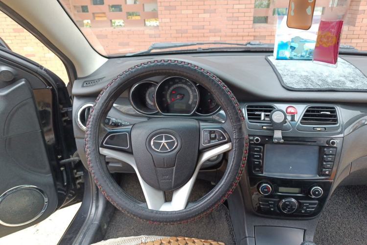 Used JAC Group Heyue 2012 1.5L Manual Luxury Version Steering Wheel