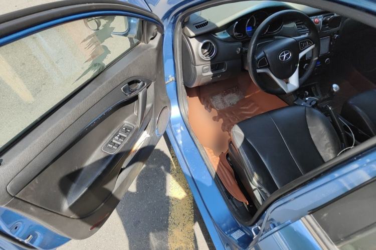 Used JAC Group Heyue 2012 1.5L Manual Deluxe Sport Edition Driver Seat