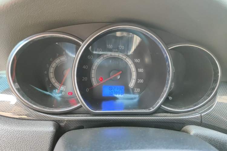 Used JAC Group Heyue 2012 1.5L Manual Deluxe Sport Edition Instrument Cluster
