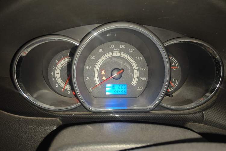 Used JAC Group Heyue 2012 1.5L Manual Luxury Sport Edition Instrument Cluster