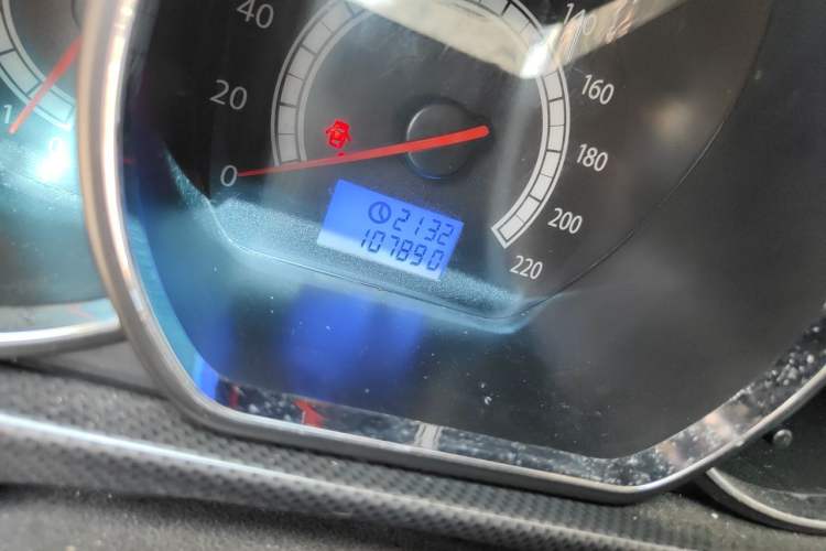 Used JAC Group Heyue 2012 1.5L Manual Deluxe Sport Edition Odometer Close Up