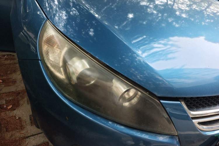 Used JAC Group Heyue 2012 1.5L Manual Luxury Version Right Front Headlight