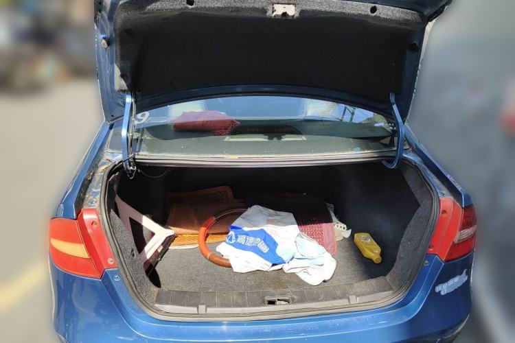 Used JAC Group Heyue 2012 1.5L Manual Deluxe Sport Edition Trunk