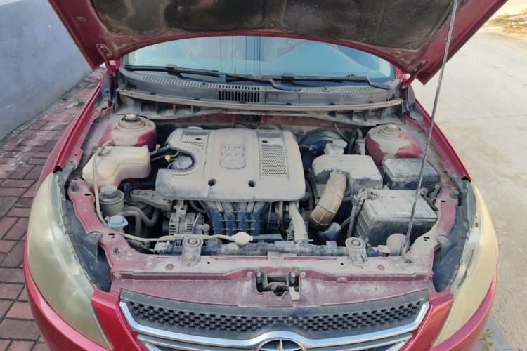 Used JAC Group Heyue 2012 1.5L Manual Luxury Sport Edition Engine Bay