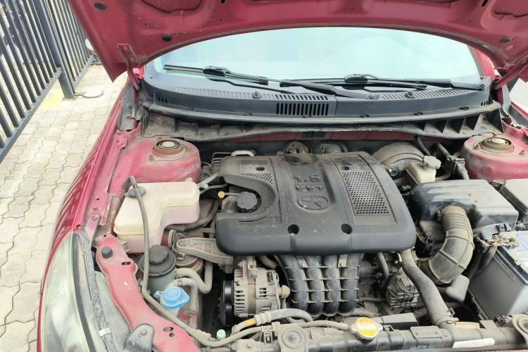 Used JAC Group Heyue 2012 1.5L Manual Comfort Edition Engine Bay Right