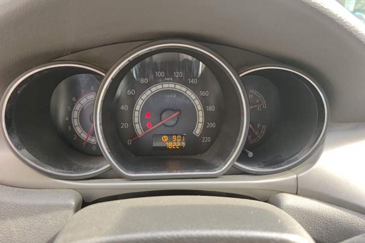 Used JAC Group Heyue 2012 1.5L Manual Luxury Version Instrument Cluster