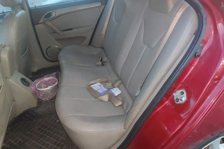Used JAC Group Heyue 2012 1.5L Manual Luxury Version Left Rear Seat