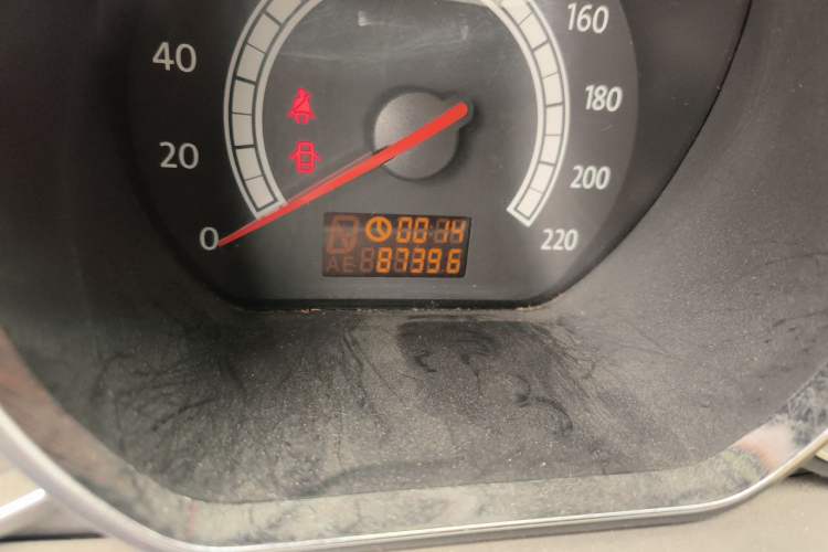 Used JAC Group Heyue 2012 1.5L Manual Comfort Edition Odometer Close Up