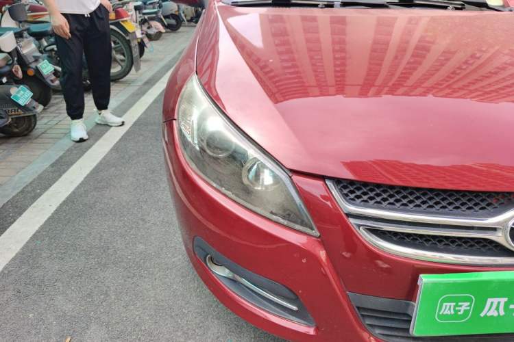 Used JAC Group Heyue 2012 1.5L Manual Luxury Version Right Front Headlight