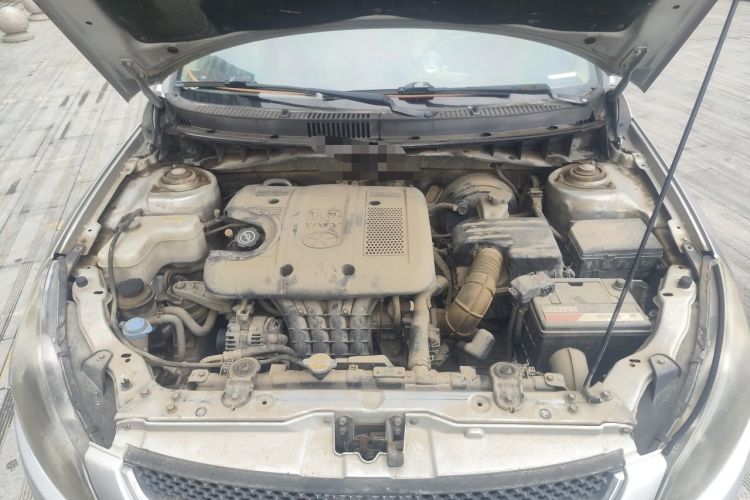 Used JAC Group Heyue 2012 1.5L Manual Luxury Version Engine Bay