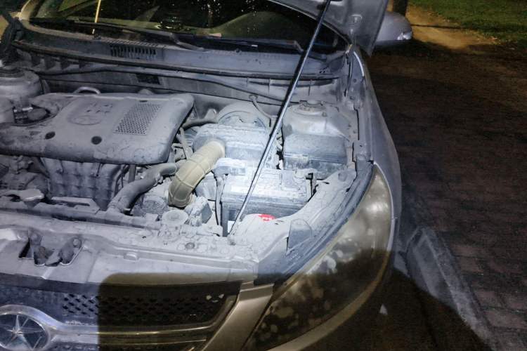 Used JAC Group Heyue 2012 1.5L Manual Luxury Sport Edition Engine Bay Left