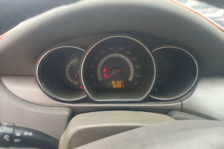Used JAC Group Heyue 2012 1.5L Manual Luxury Version Instrument Cluster