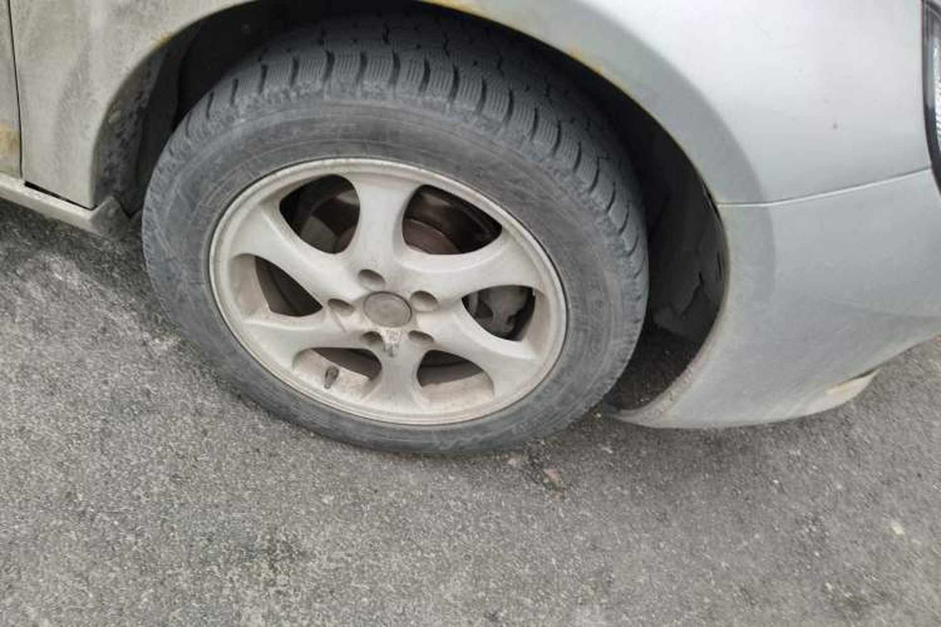 Used JAC Group Heyue 2012 1.5L Manual Luxury Version Right Front Wheel Hub