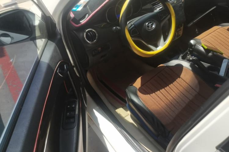 Used JAC Group Heyue 2012 1.5L Manual Zunyi Trim Driver Seat