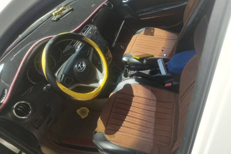 Used JAC Group Heyue 2012 1.5L Manual Zunyi Trim Left Front Seat