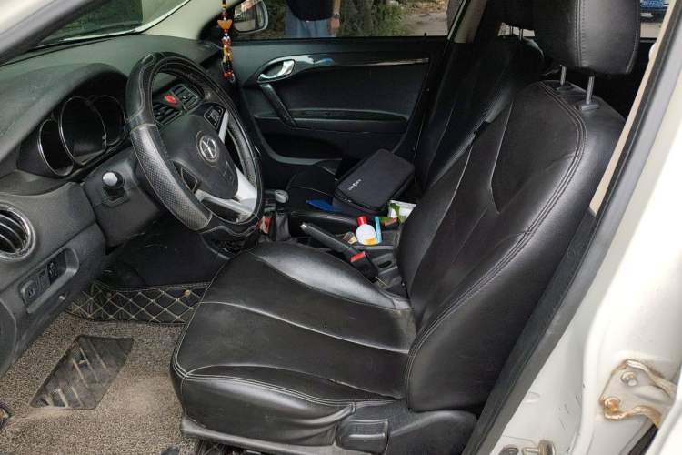 Used JAC Group Heyue 2012 1.5L Manual Luxury Sport Edition Left Front Seat