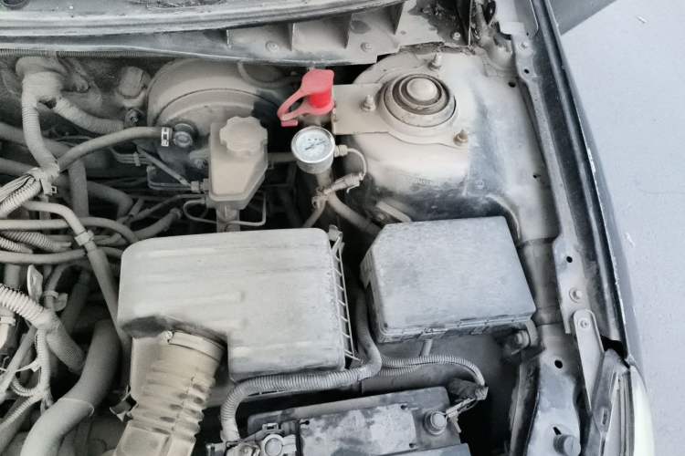 Used JAC Group Heyue  Engine Bay Left