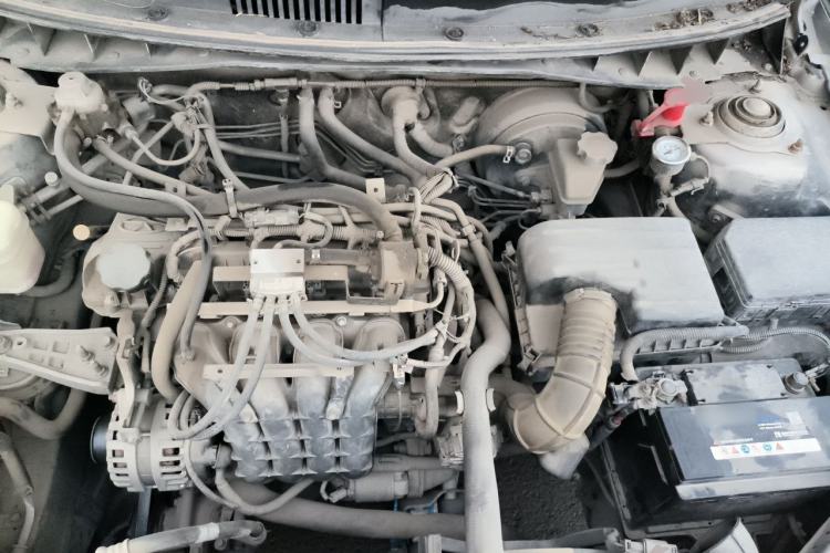 Used JAC Group Heyue  Engine Bay
