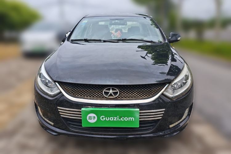 Used JAC Group Heyue 2014 1.5L Manual Luxury Version China IV Standard Front