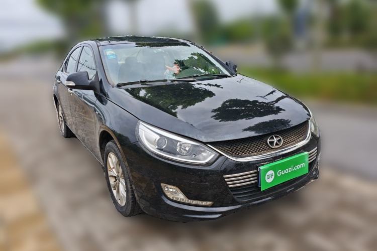 Used JAC Group Heyue 2014 1.5L Manual Luxury Version China IV Standard Front Right 45 Deg