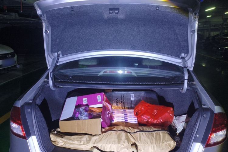 Used JAC Group Heyue 2014 1.5L Manual Luxury Version China IV Standard Trunk
