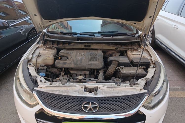 Used JAC Group Heyue 2014 1.5L Manual Comfort Model China IV Standard Engine Bay