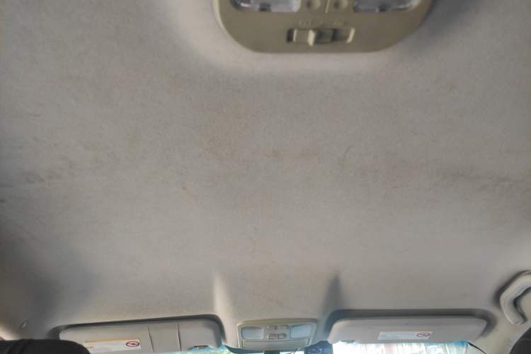 Used JAC Group Heyue 2014 1.5L Manual Comfort Model China IV Standard Headliner