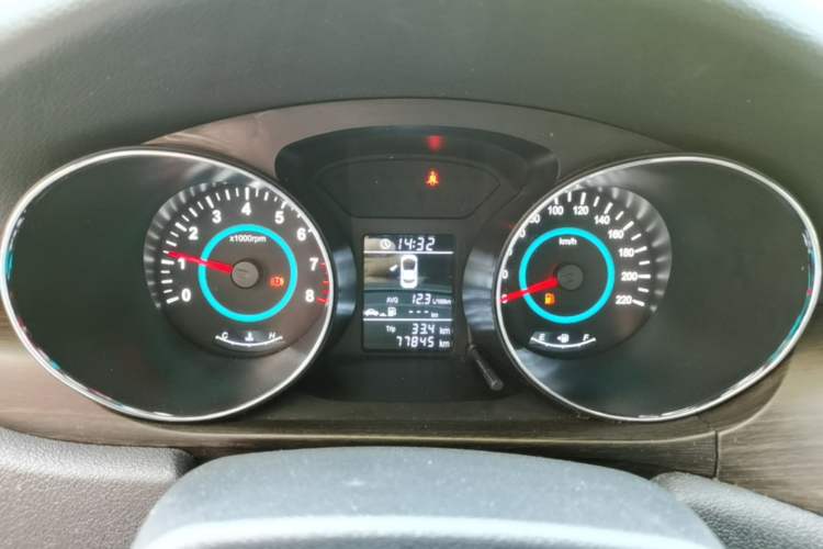 Used JAC Group Heyue 2014 1.5L Manual Luxury Version China IV Standard Instrument Cluster