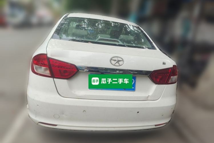 Used JAC Group Heyue 2014 1.5L Manual Luxury Version China IV Standard Rear