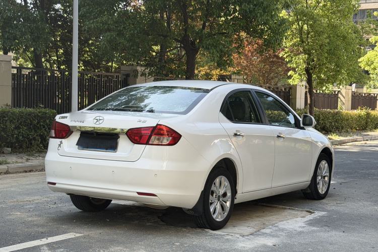 Used JAC Group Heyue 2014 1.5L Manual Luxury Version China IV Standard Rear Right 45 Deg